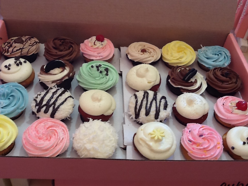 Thank you cupcakes from Jugnoo to HootSuite